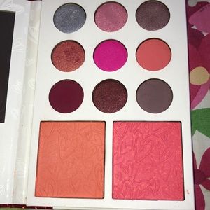 Kylie Cosmetics - Kylie’s Diary (V-Day 2017)